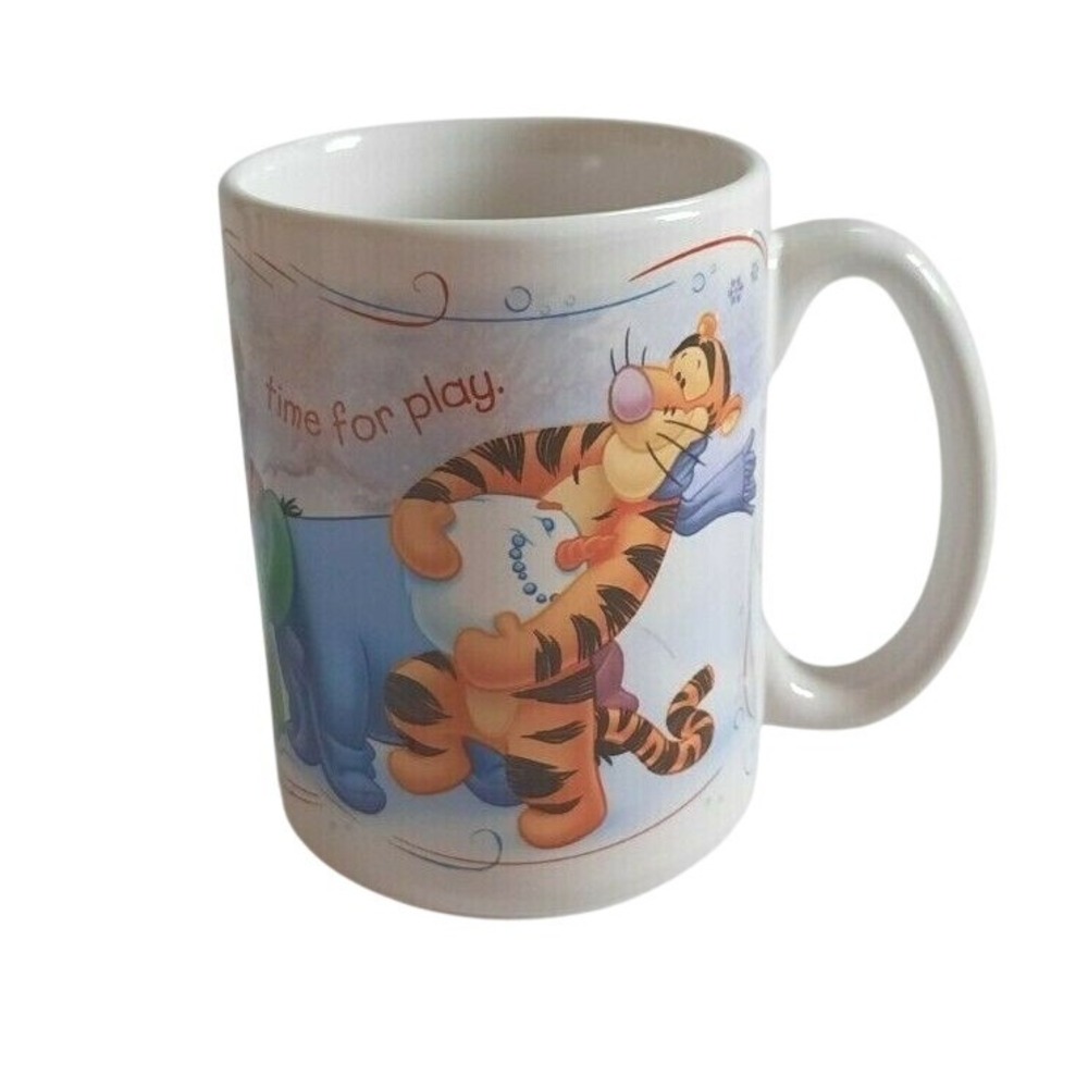 Disney Winnie the Pooh Snow Day Ceramic Coffee Mug Houston Harvest Tigger Eeyore